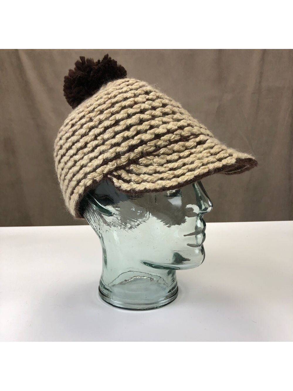 𝅺CREAM nubby knit peak cap NEW